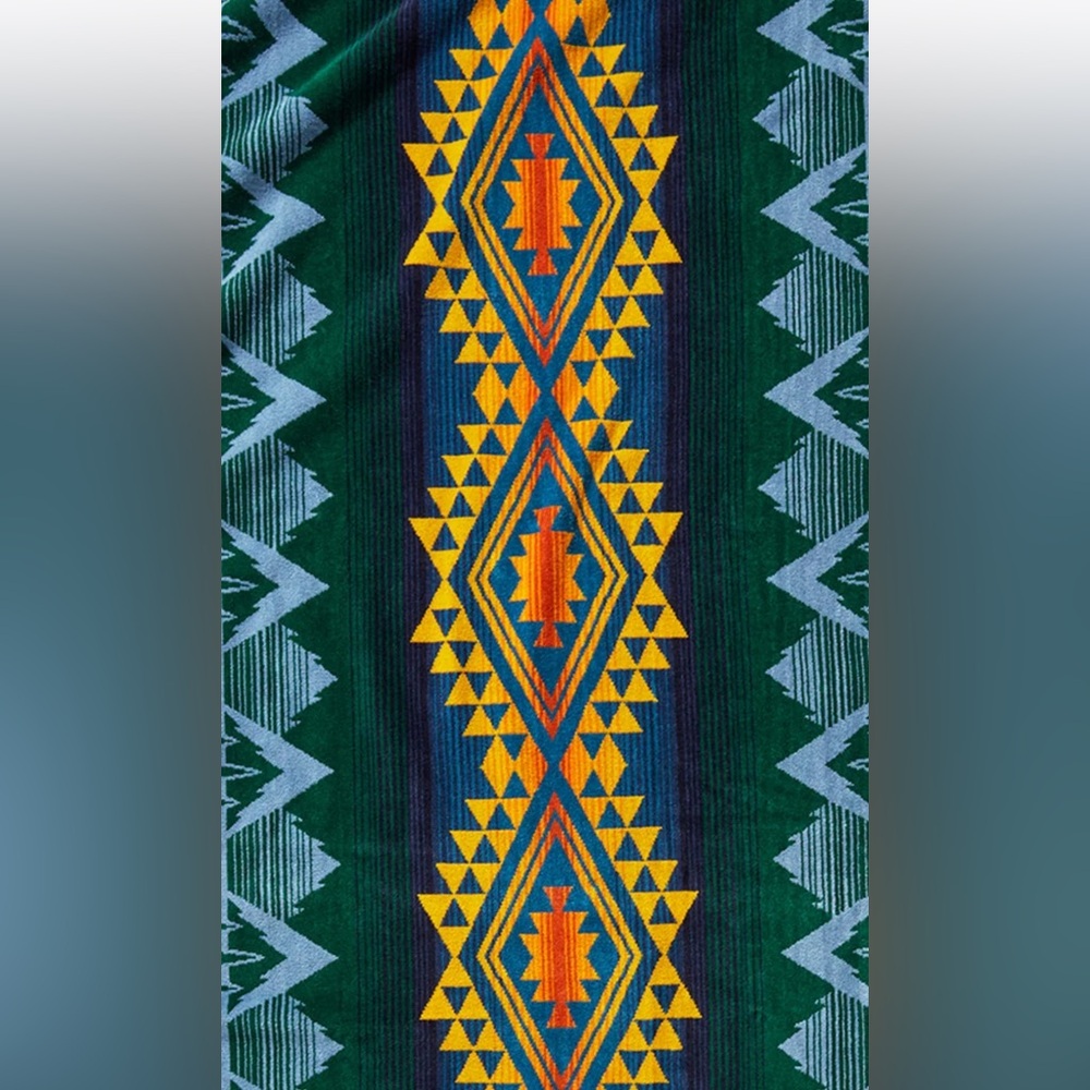 PENDLETON Oversized Wildland Heroes Luxury Spa Towel - 40” x 70” - Picture 2 of 3
